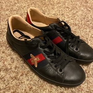 Authentic Gucci men shoes 9,5 Size but with no bag